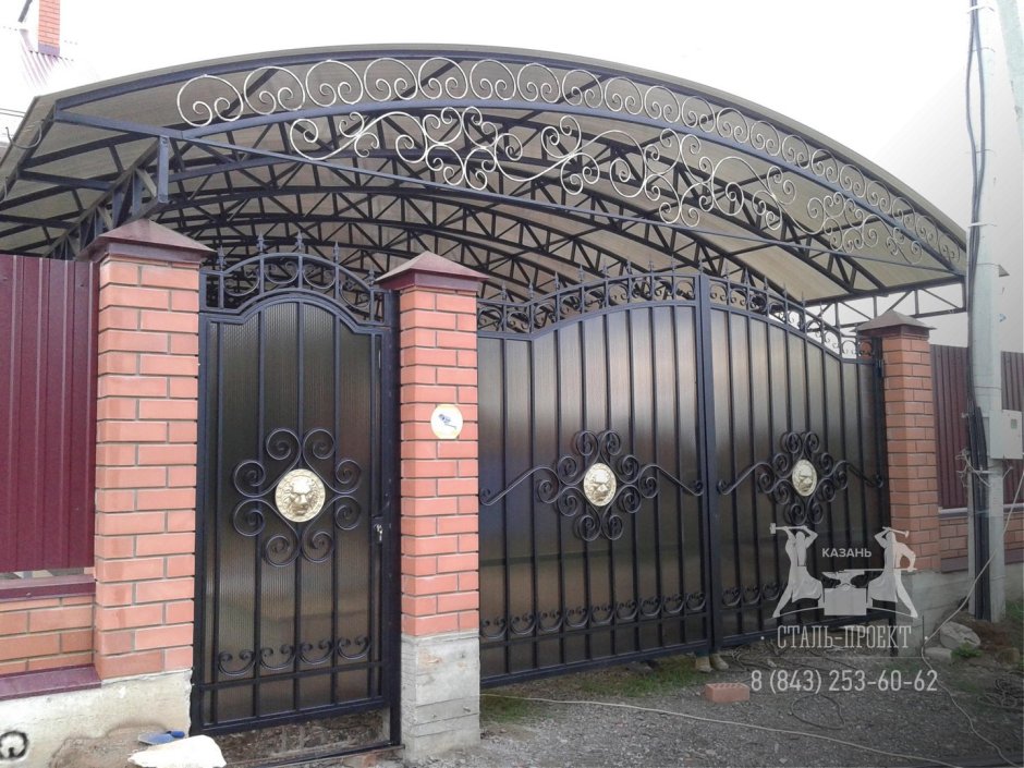 Ворота из карбоната