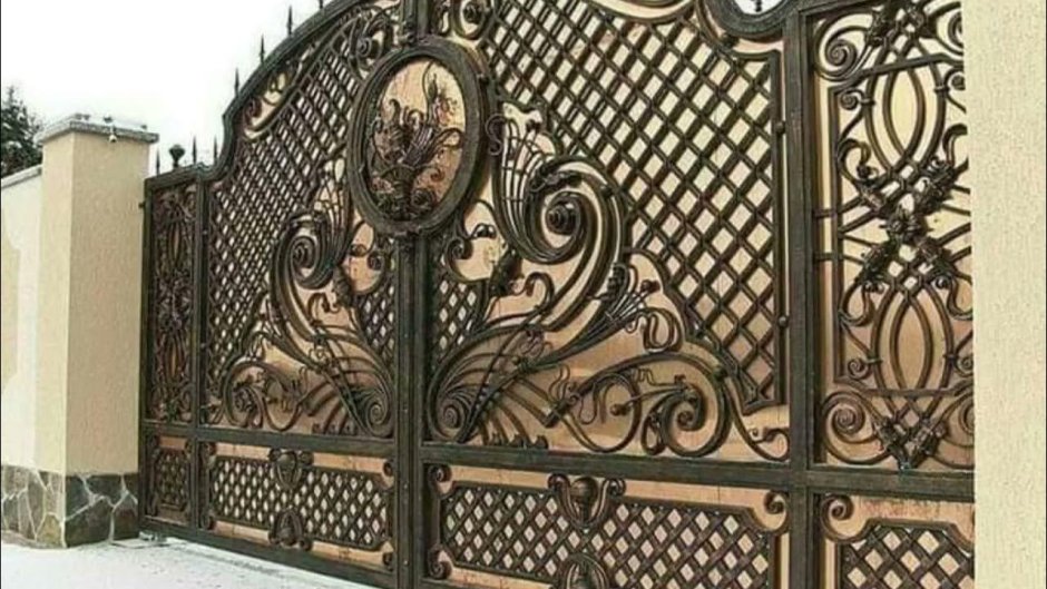 Красивые кованые ворота
