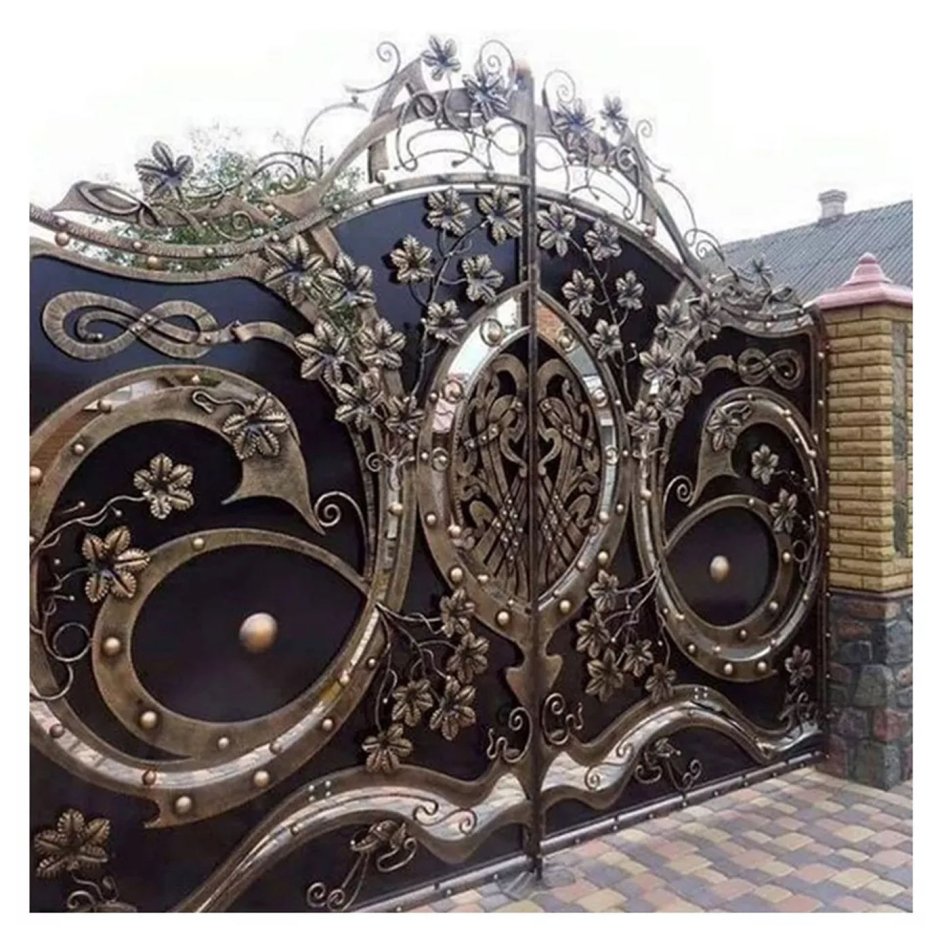 Кованые ворота Версаче