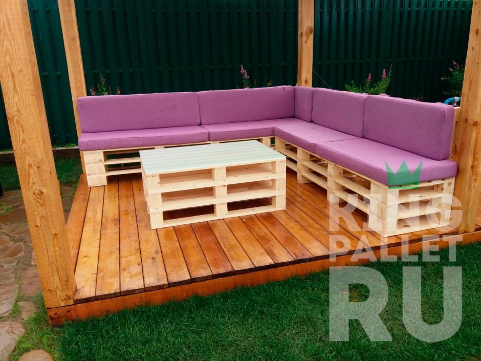 Мягкие скамейки в беседку