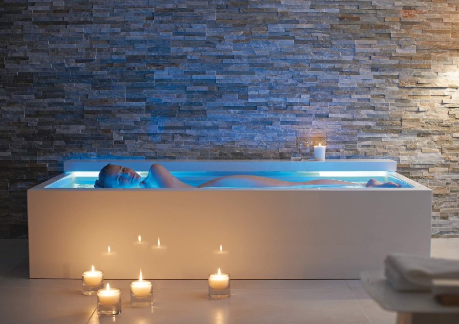 Ванна с подсветкой