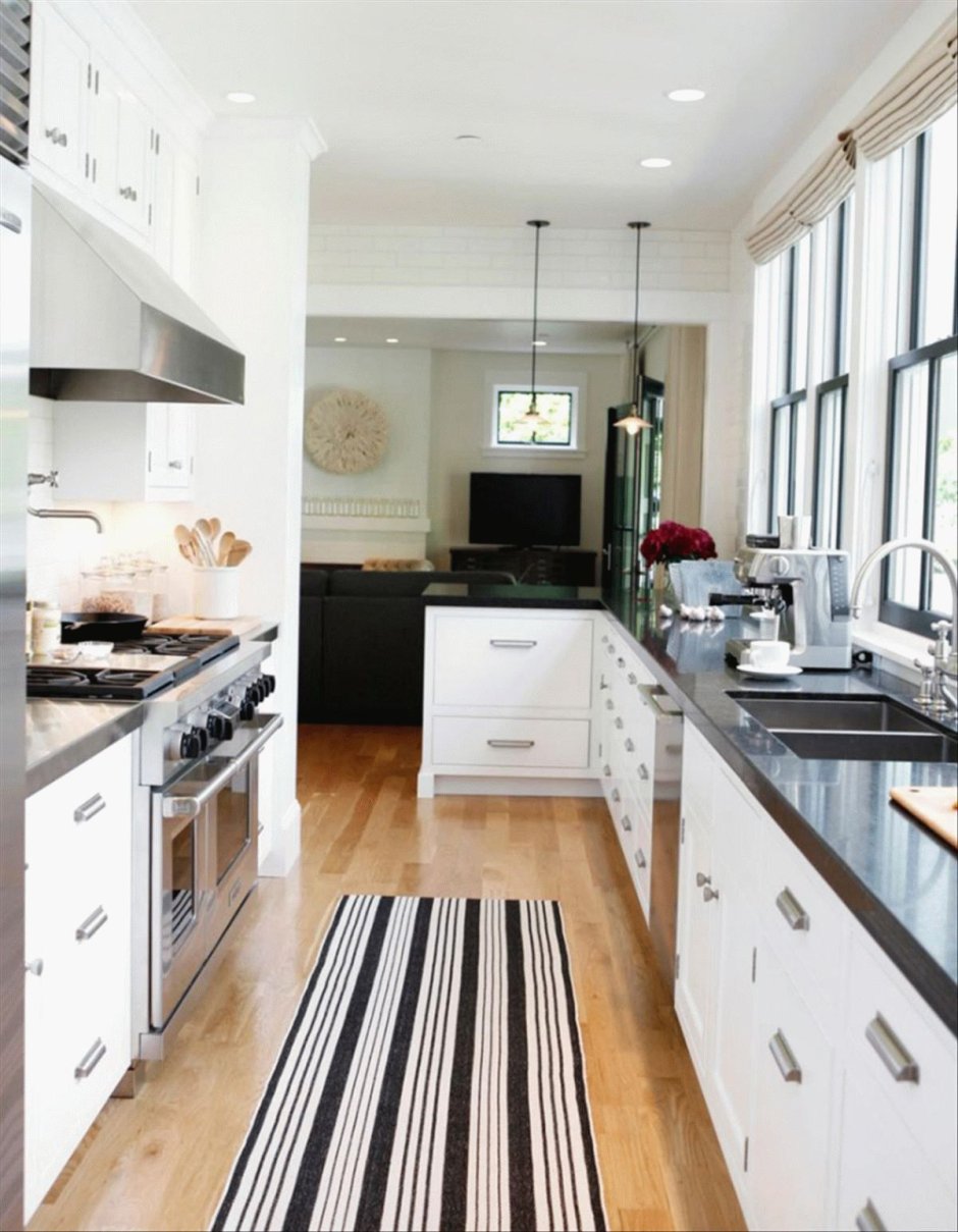 Планировка прямоугольной кухни