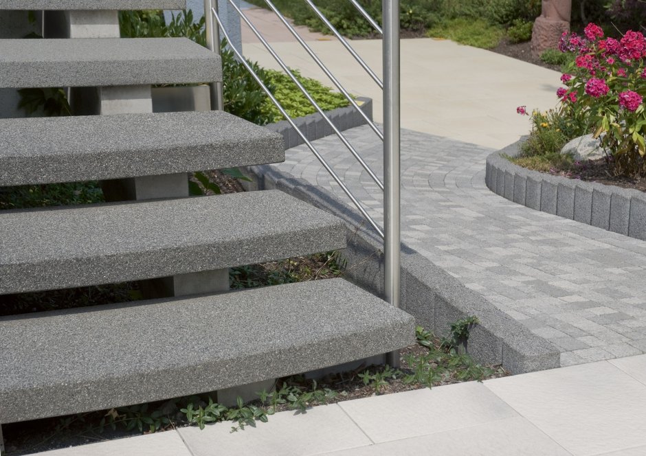 Гранит Абсолют Блэк ступени