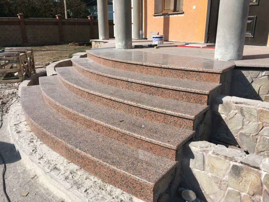 Ступени травертин 600х300