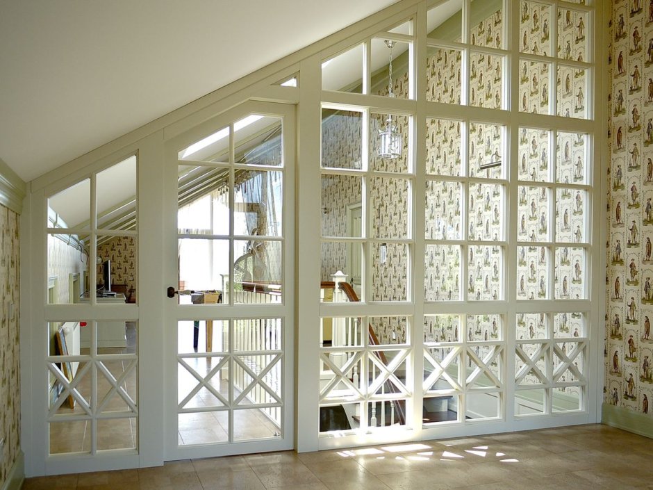 Окно в офисе