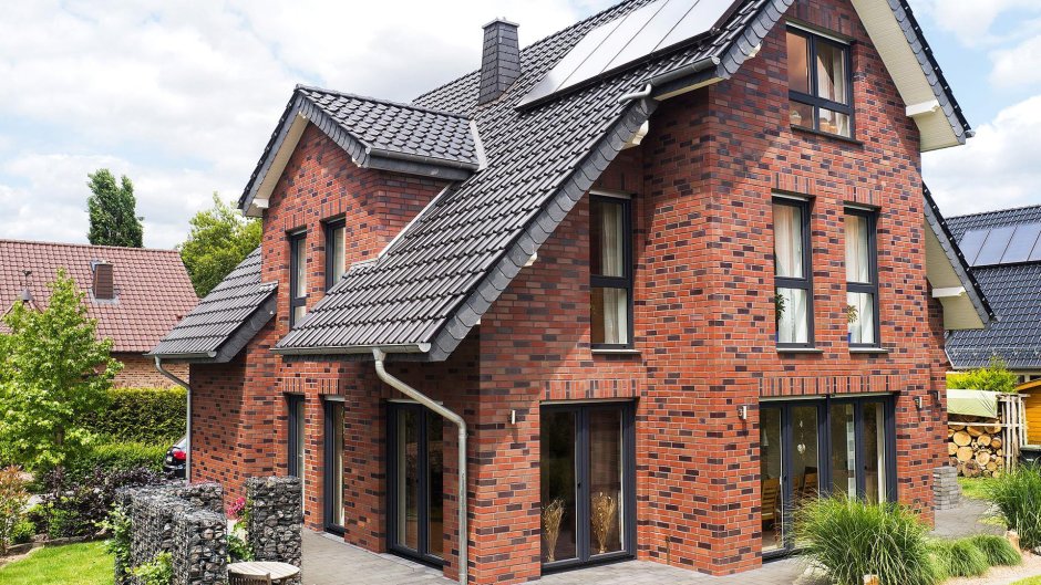 Красивые фасады из кирпича