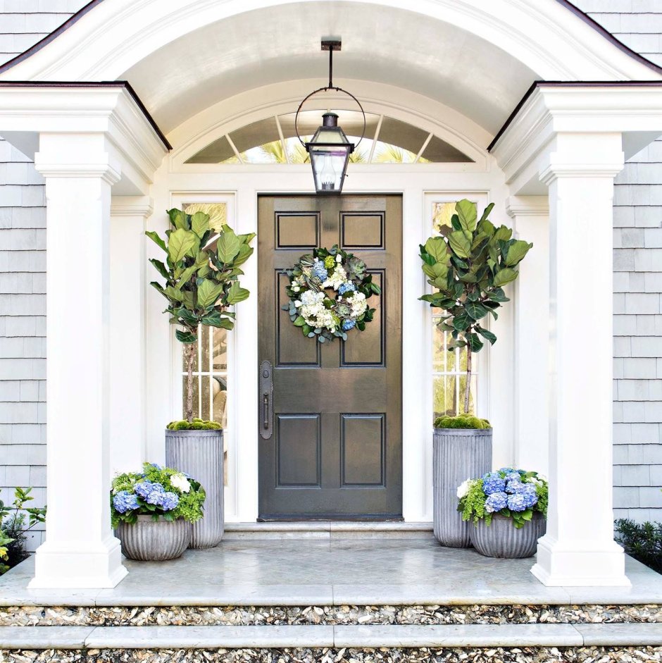 Красивое крыльцо