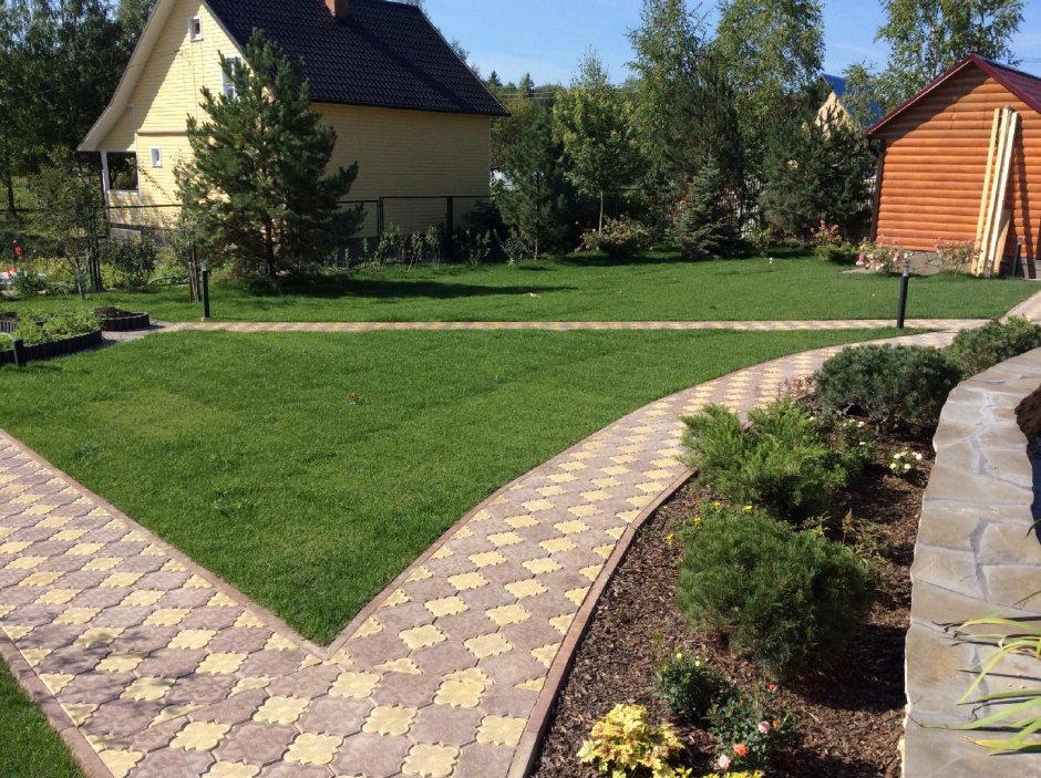 Дорожка из плитки