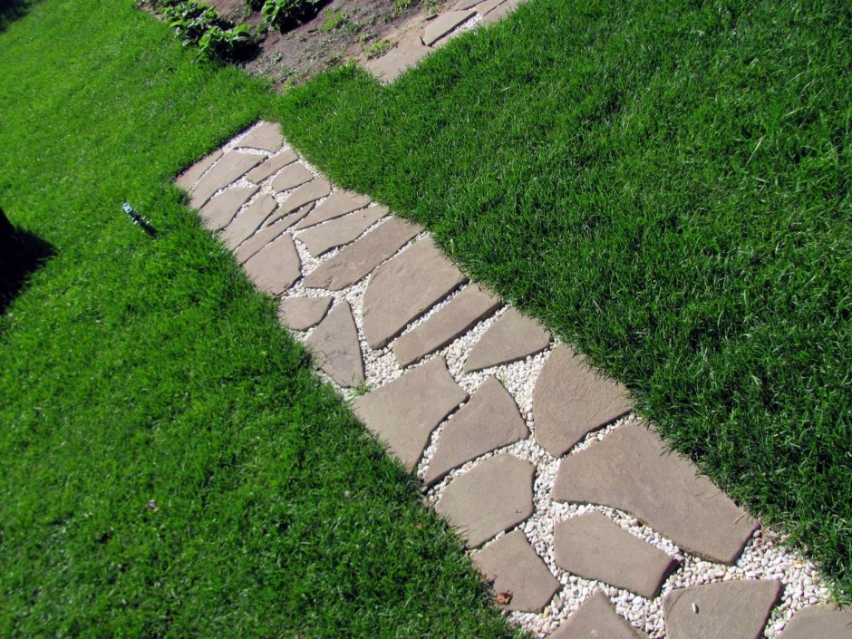 Дорожки из камня
