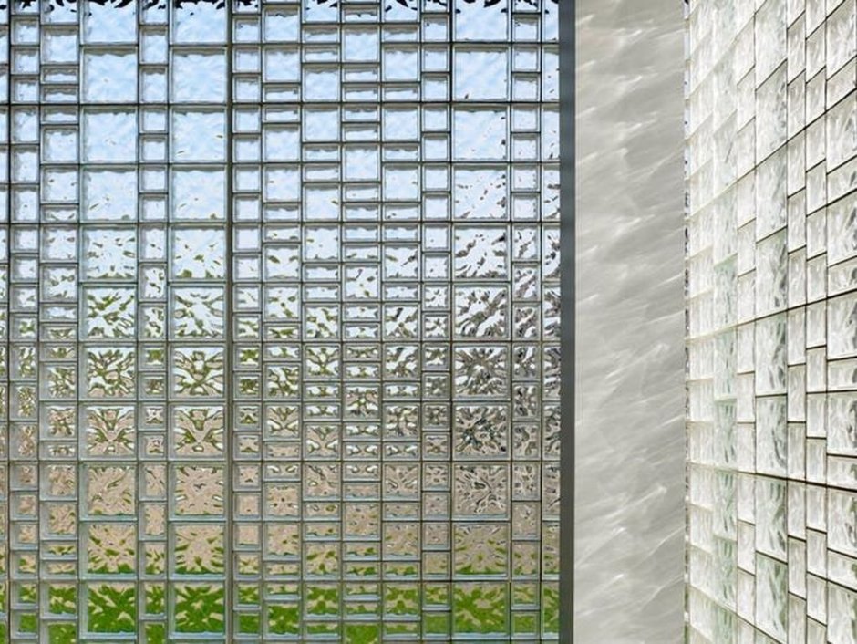 Стеклянные кубики для перегородок