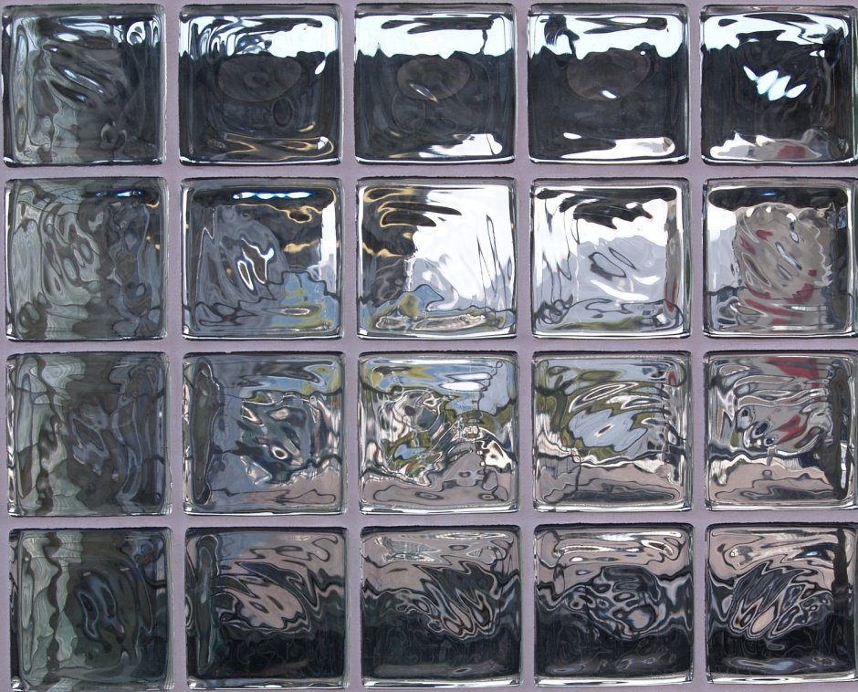 Картина из стеклянных блоков