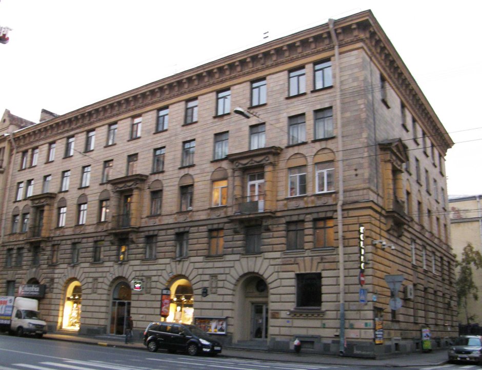 Ободранные сталинки