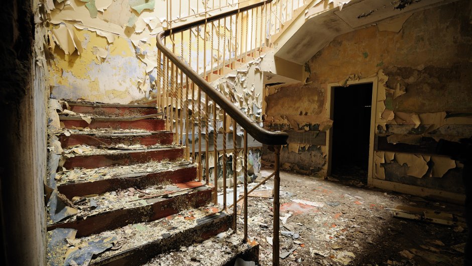 Разрушенная лестница