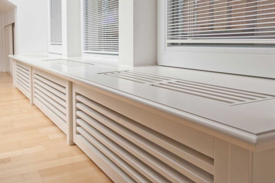 Радиаторная решетка под подоконником