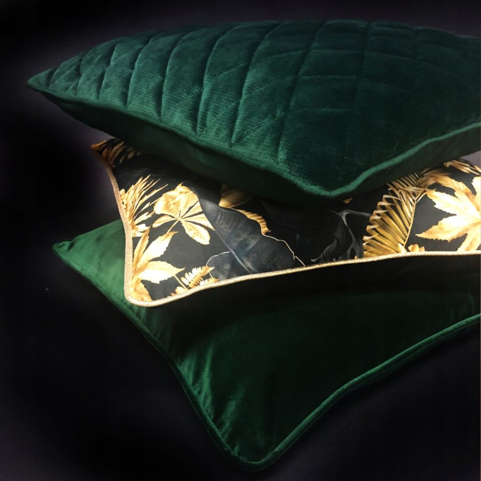 Декоративные подушки из бархата