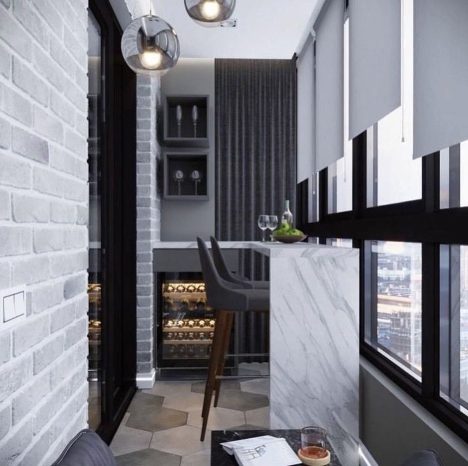 Балкон в коричневых тонах