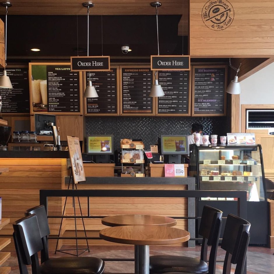 Интерьер кофейни Арабика