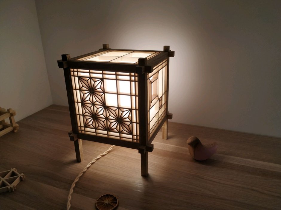 Японская напольная лампа