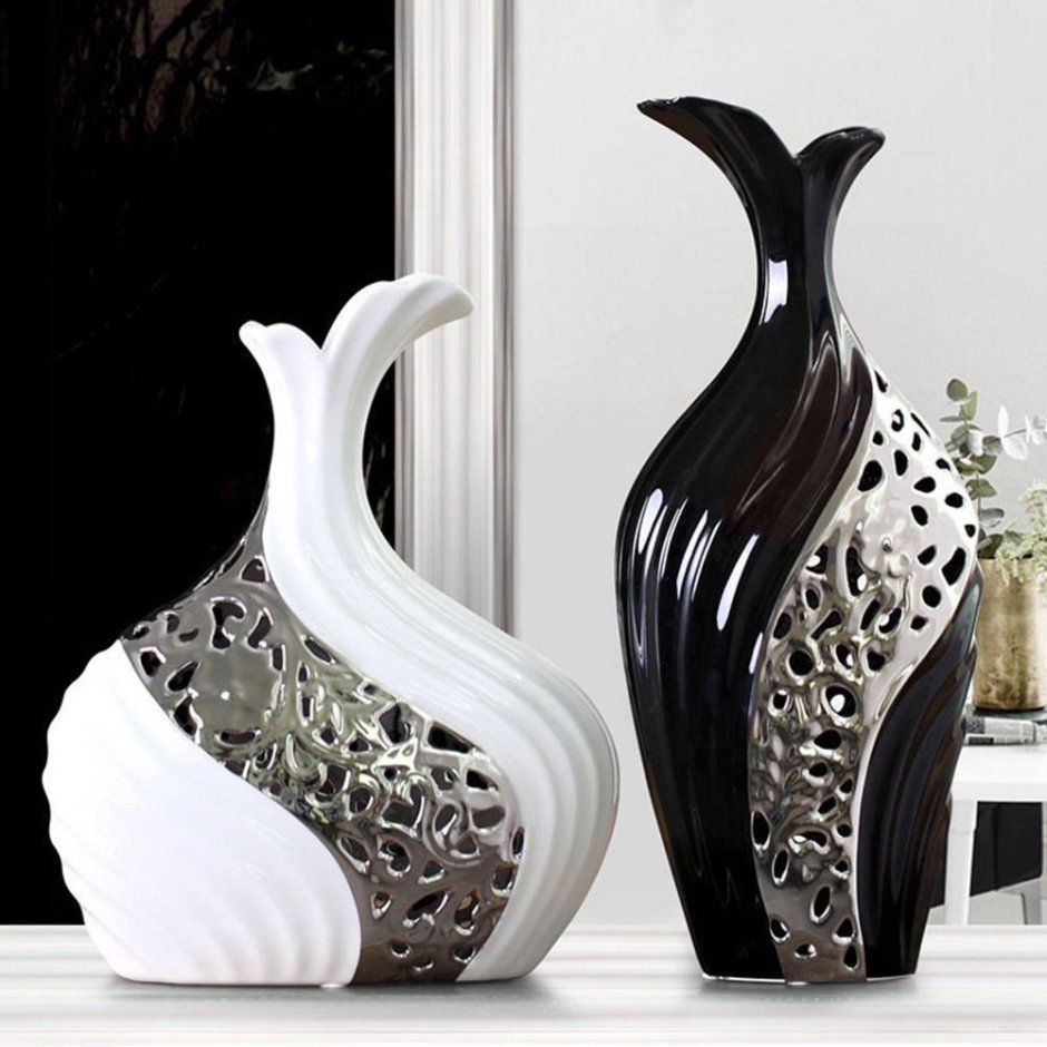 Необычные керамические вазы