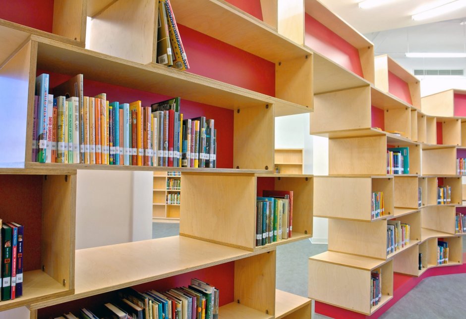 Стеллаж с посадочным местом