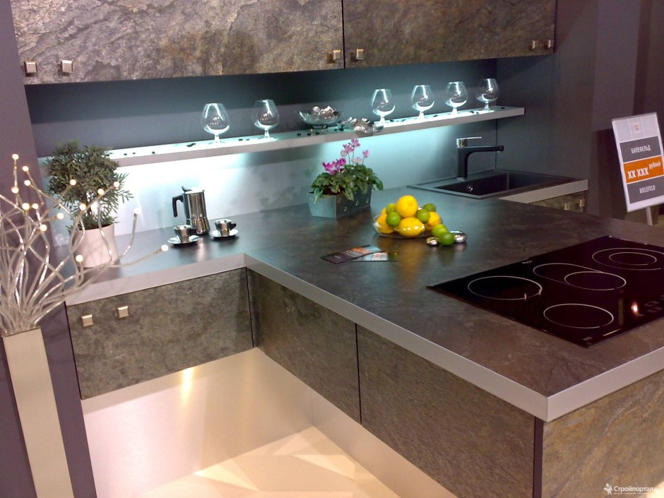 Каменный шпон столешница