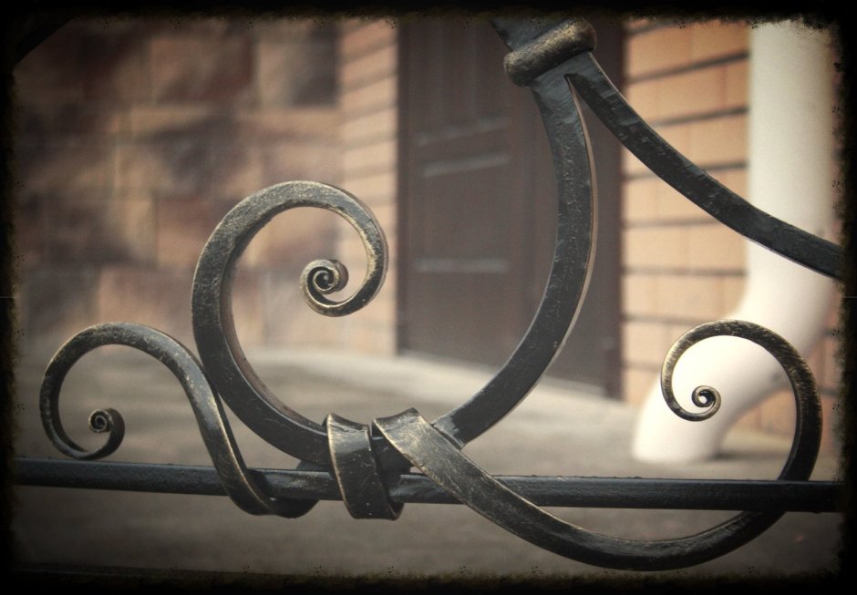 Старинная художественная ковка