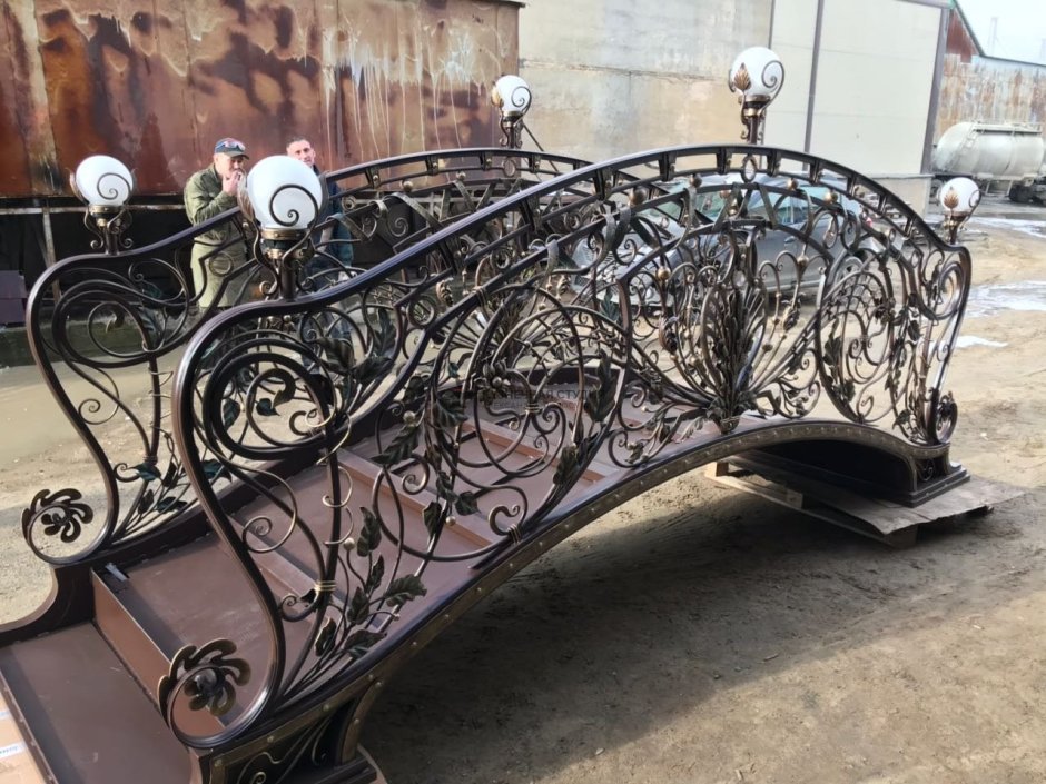 Старинная художественная ковка