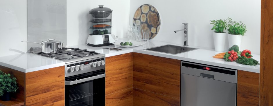 Кухонный гарнитур с плитой