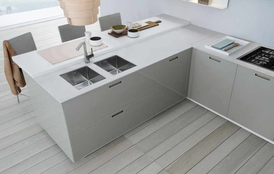 Остров с раковиной на кухне