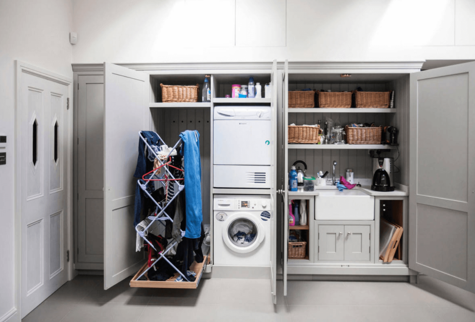 Шкаф для стиральной машины с дверцами