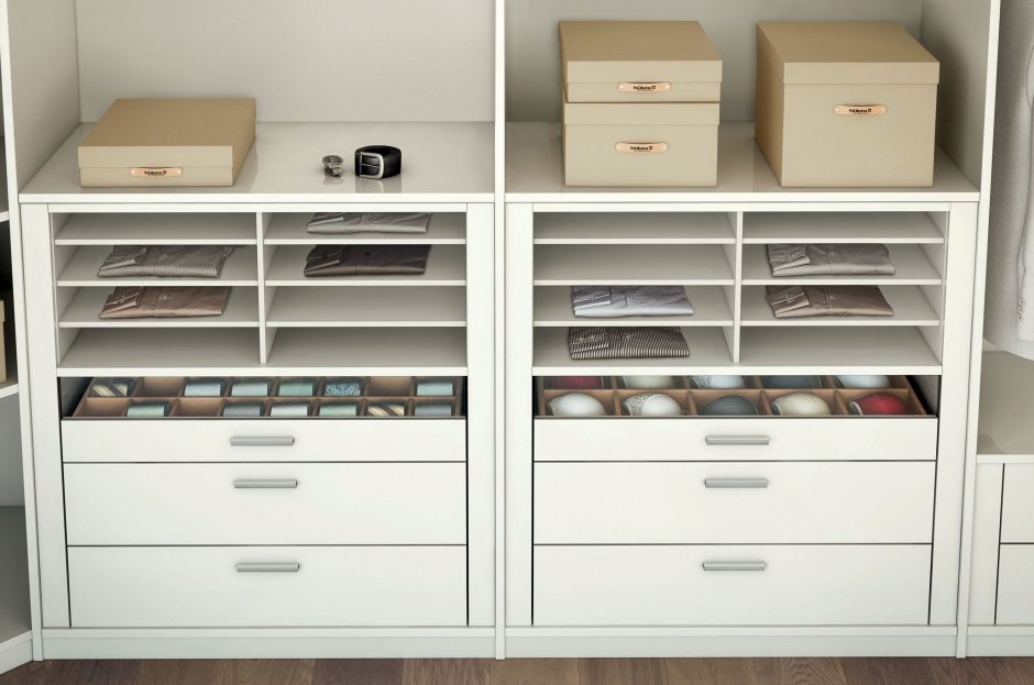 Небольшие тумбочки для кухни