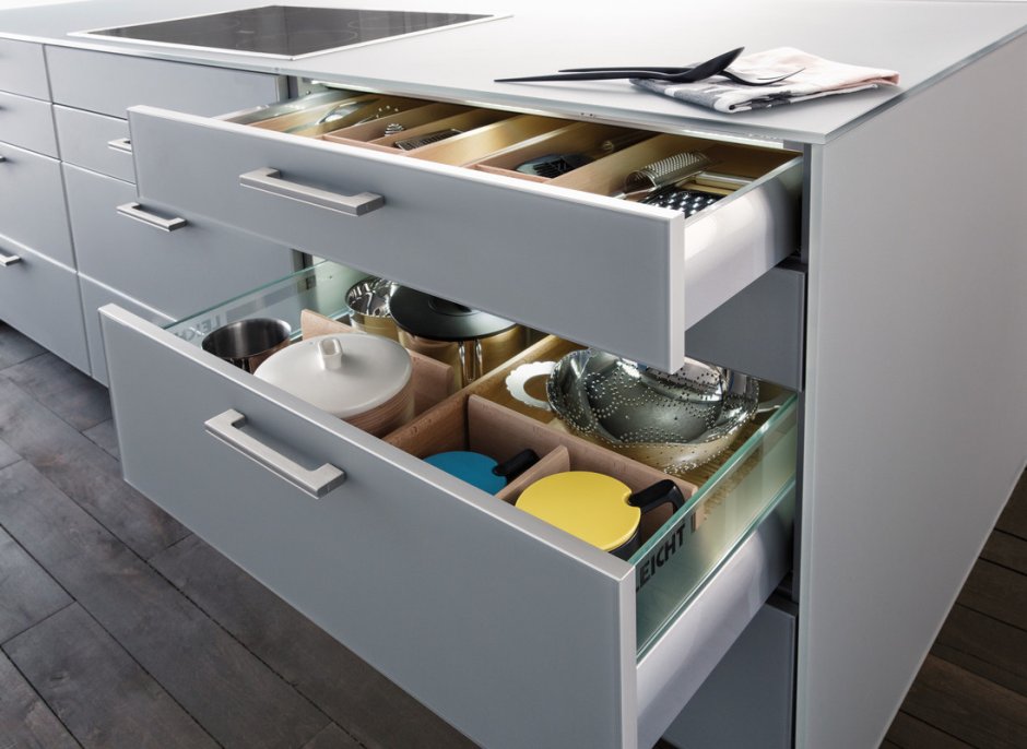 Хранение в ящиках на кухне