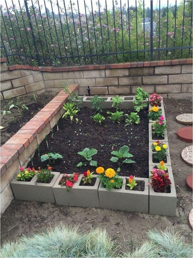 Оцинкованные грядки на даче