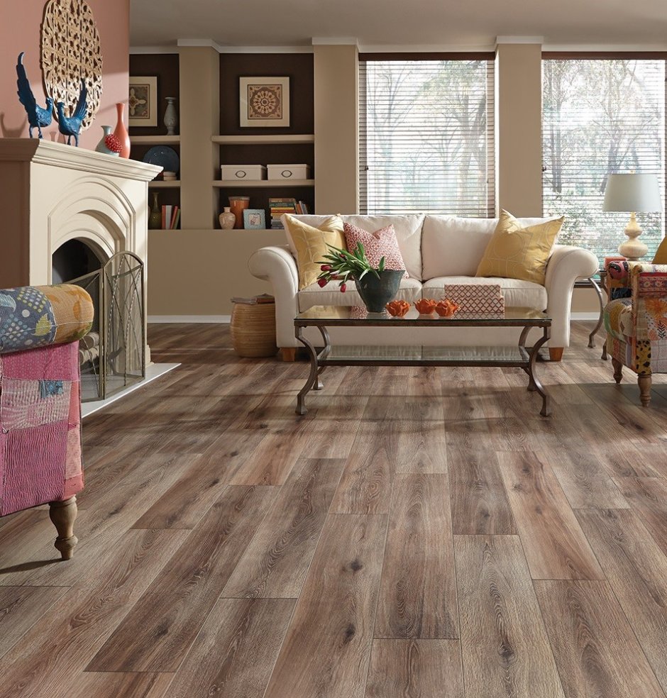 Ламинат в гостиной в интерьере