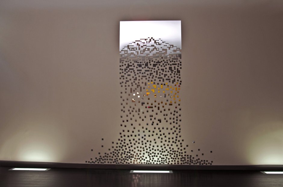 Зеркало на стену декоративное