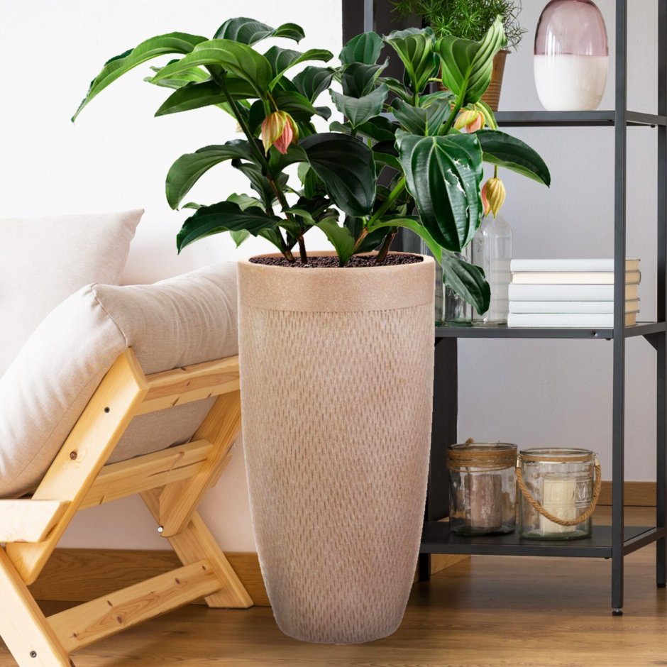 Кашпо для уличных кафе