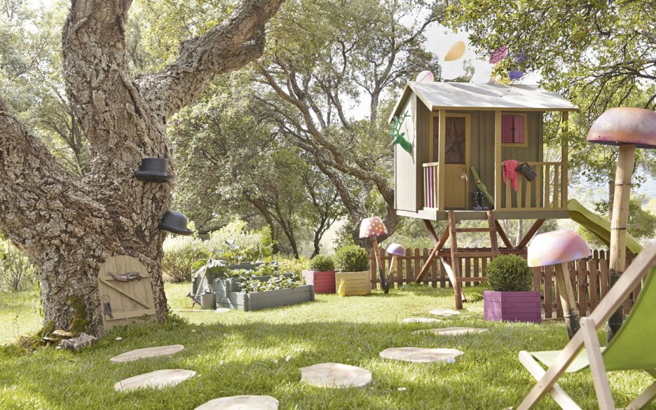 Детская игровая зона на участке