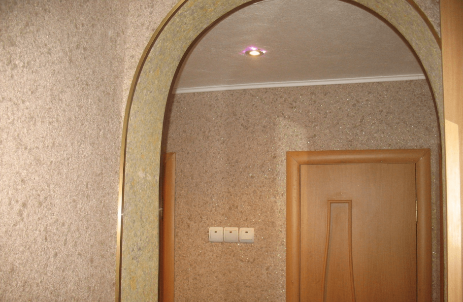 Отделка коридора искусственным камнем