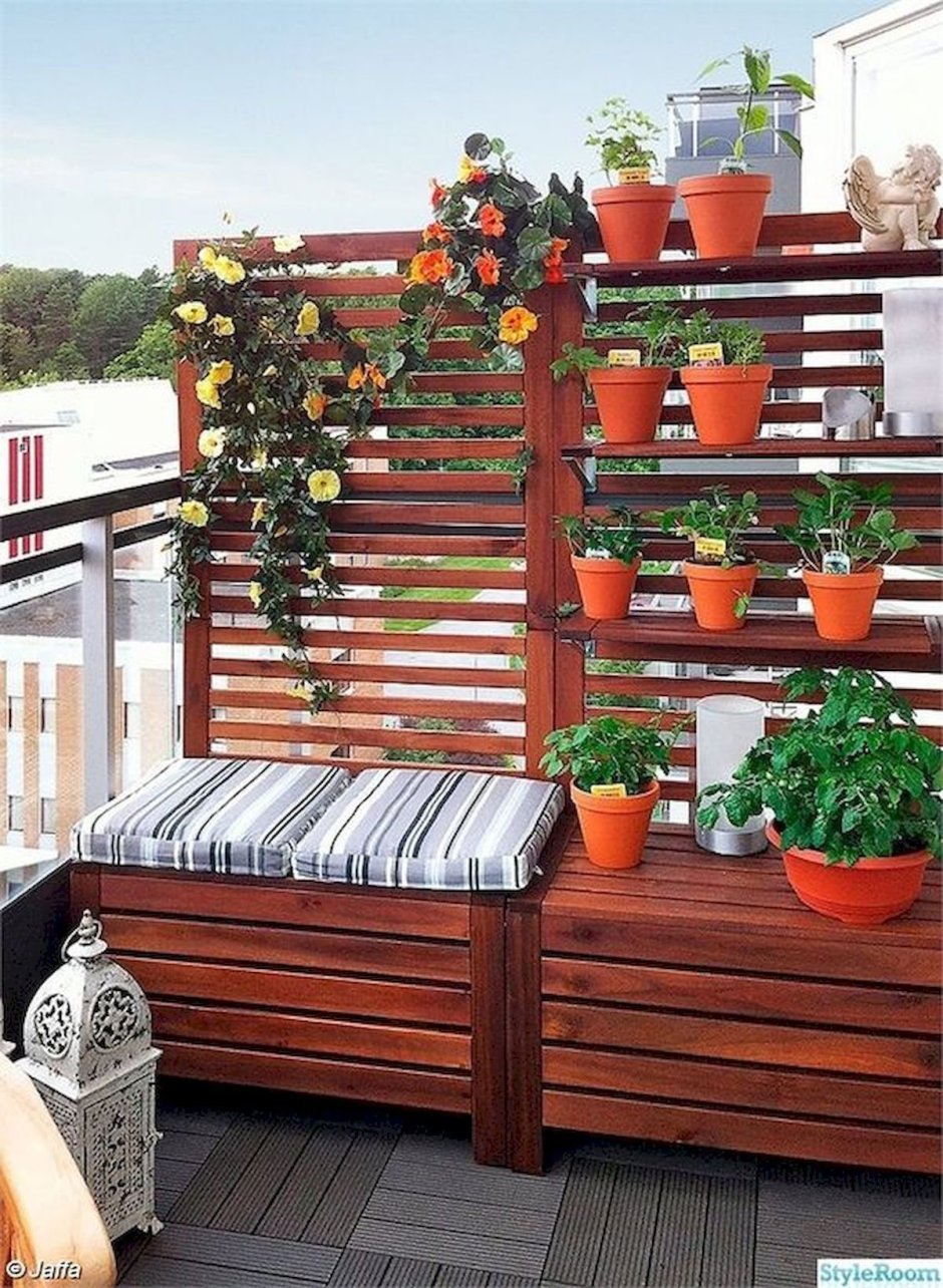 Стеллаж на веранду