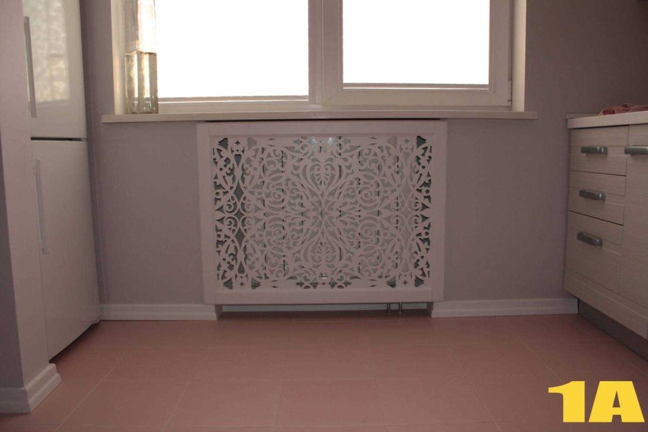 Отделка батареи под окном