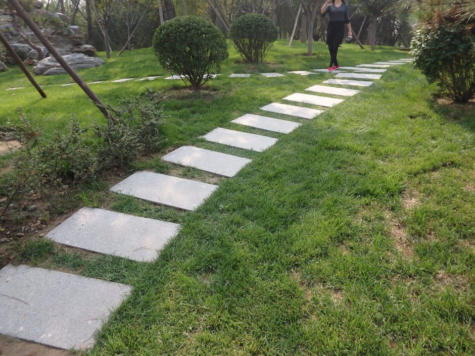 Форма для бетонных дорожек