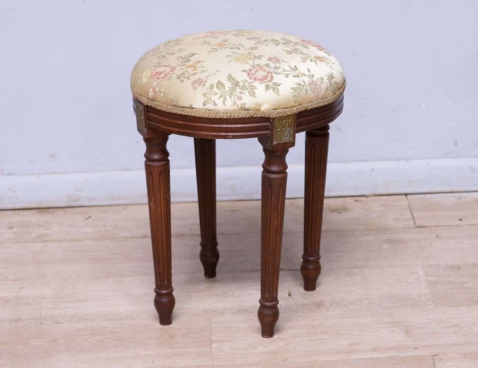 Табурет Долорес