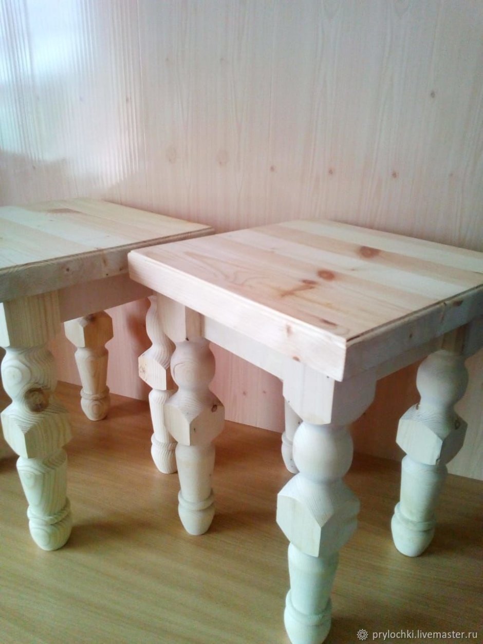 Табурет из дерева на токарном станке