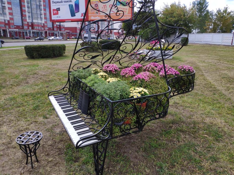 Металлический палисадник