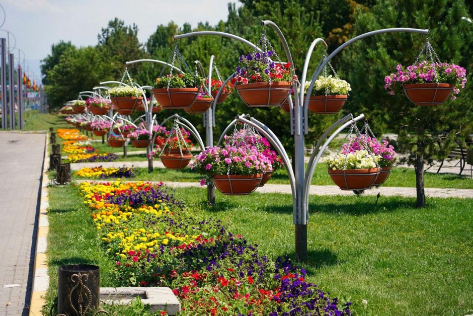 Клумба Бабушкин палисадник