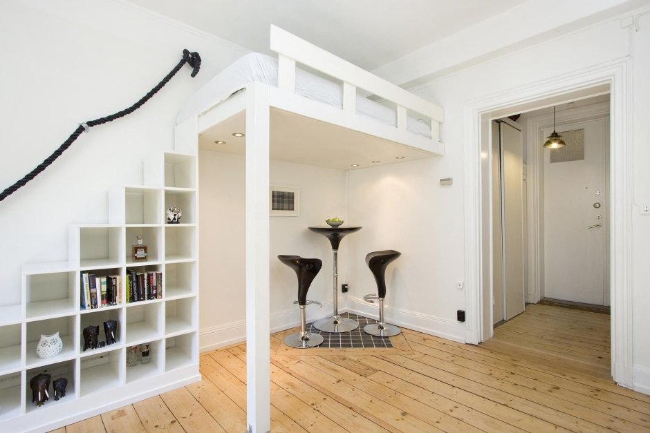 Шкаф под лестницей