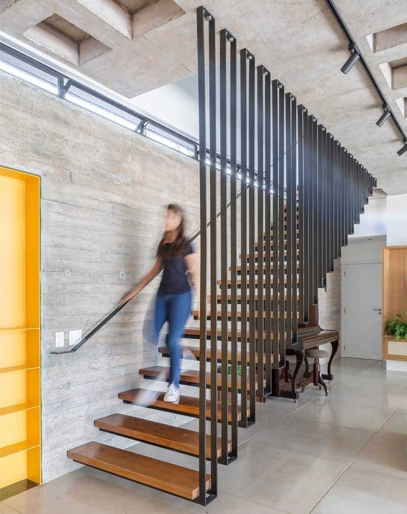 Потолочная лестница