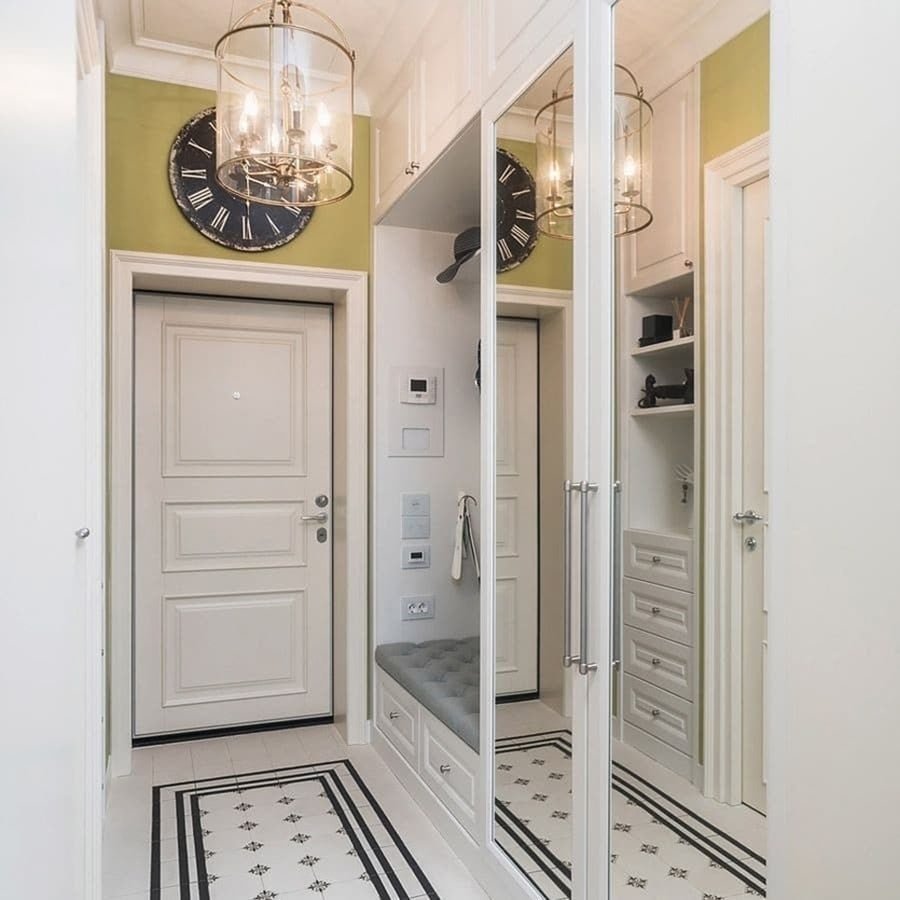 Длинная прихожая