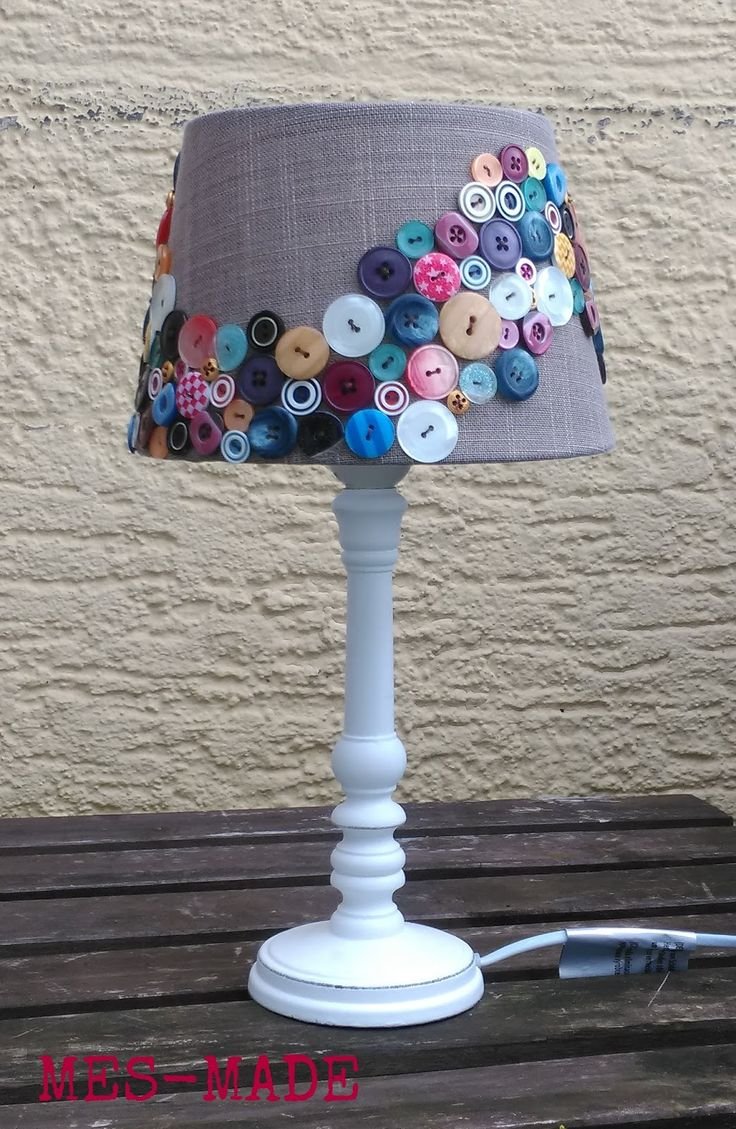 Абажур из пуговиц