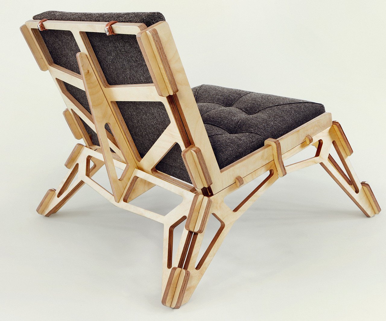 Шагающее кресло. Кресло деревянное. Раскладное деревянное кресло. Кресло раскладное дере. Раскладное кресло из дерева.